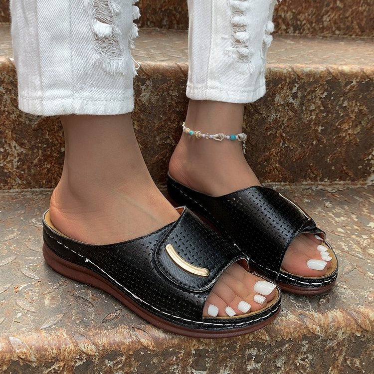 Sandales d'Été Femme – Design Aéré avec Scratch et Semelle Plateforme
