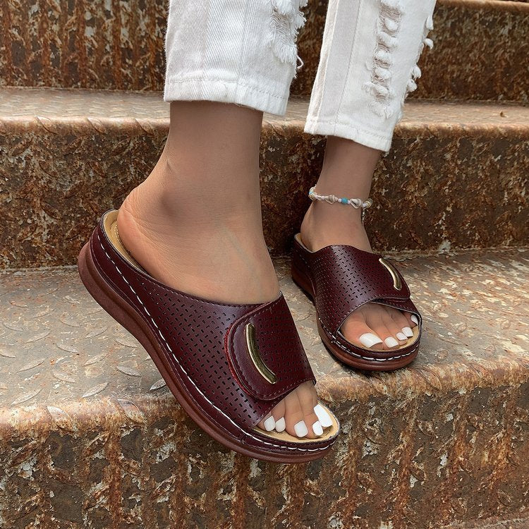 Sandales d'Été Femme – Design Aéré avec Scratch et Semelle Plateforme