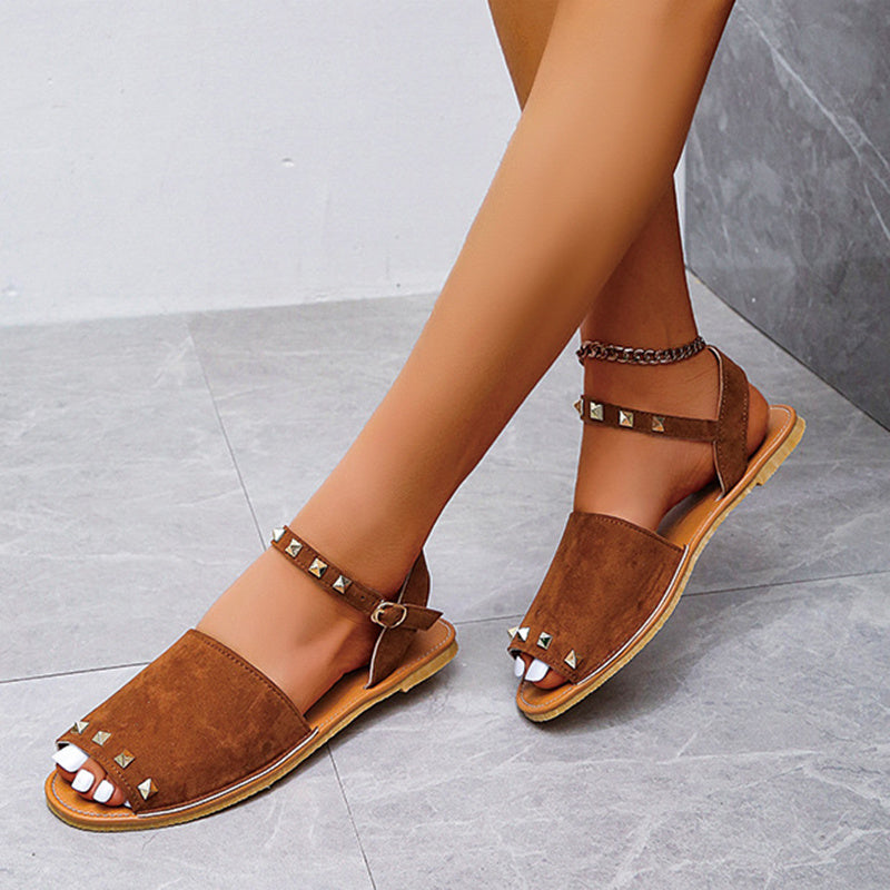 Sandales d'Été pour Femme – Style Ouvert avec Rivets et Semelle Plate