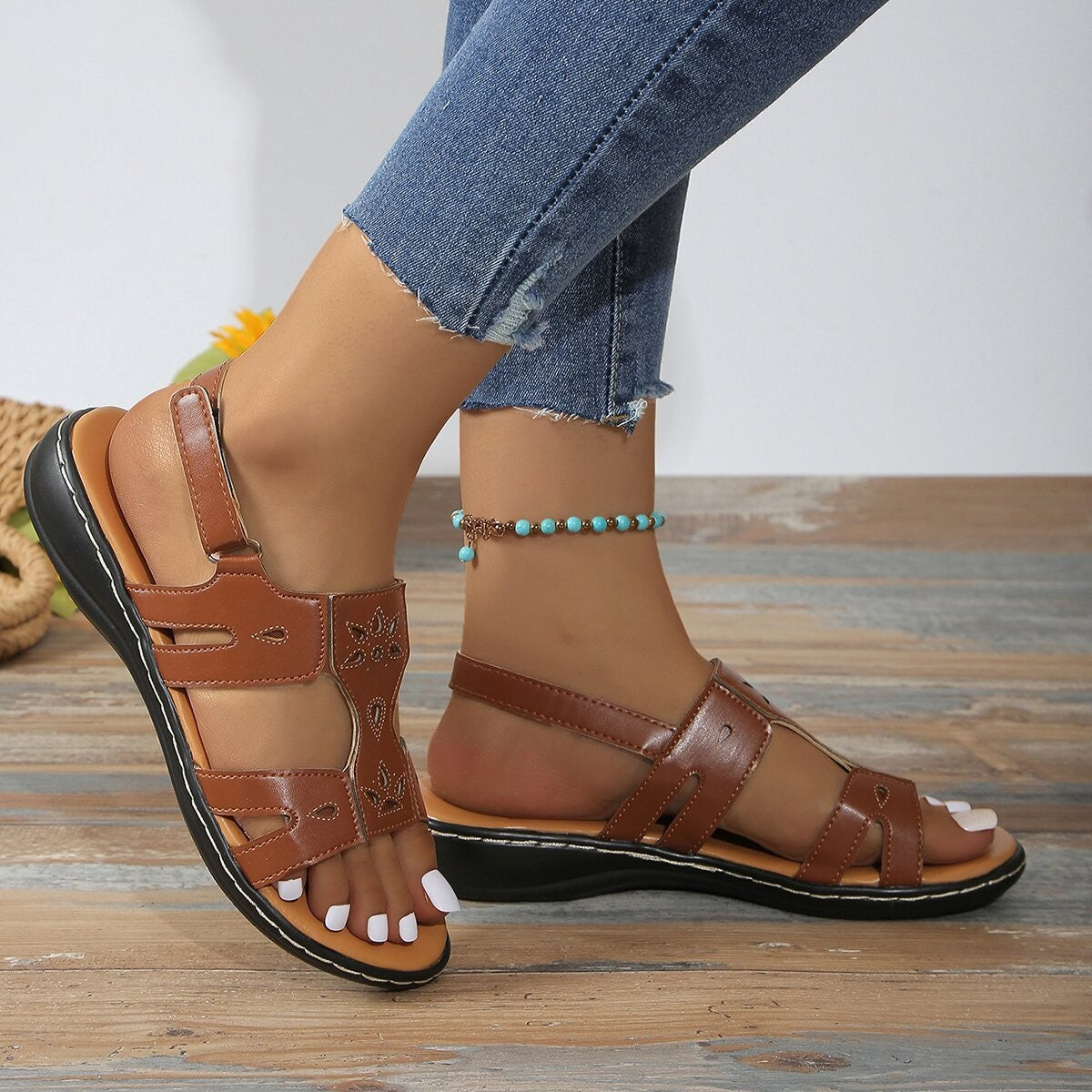 Sandales à plateforme compensée avec boucle velcro