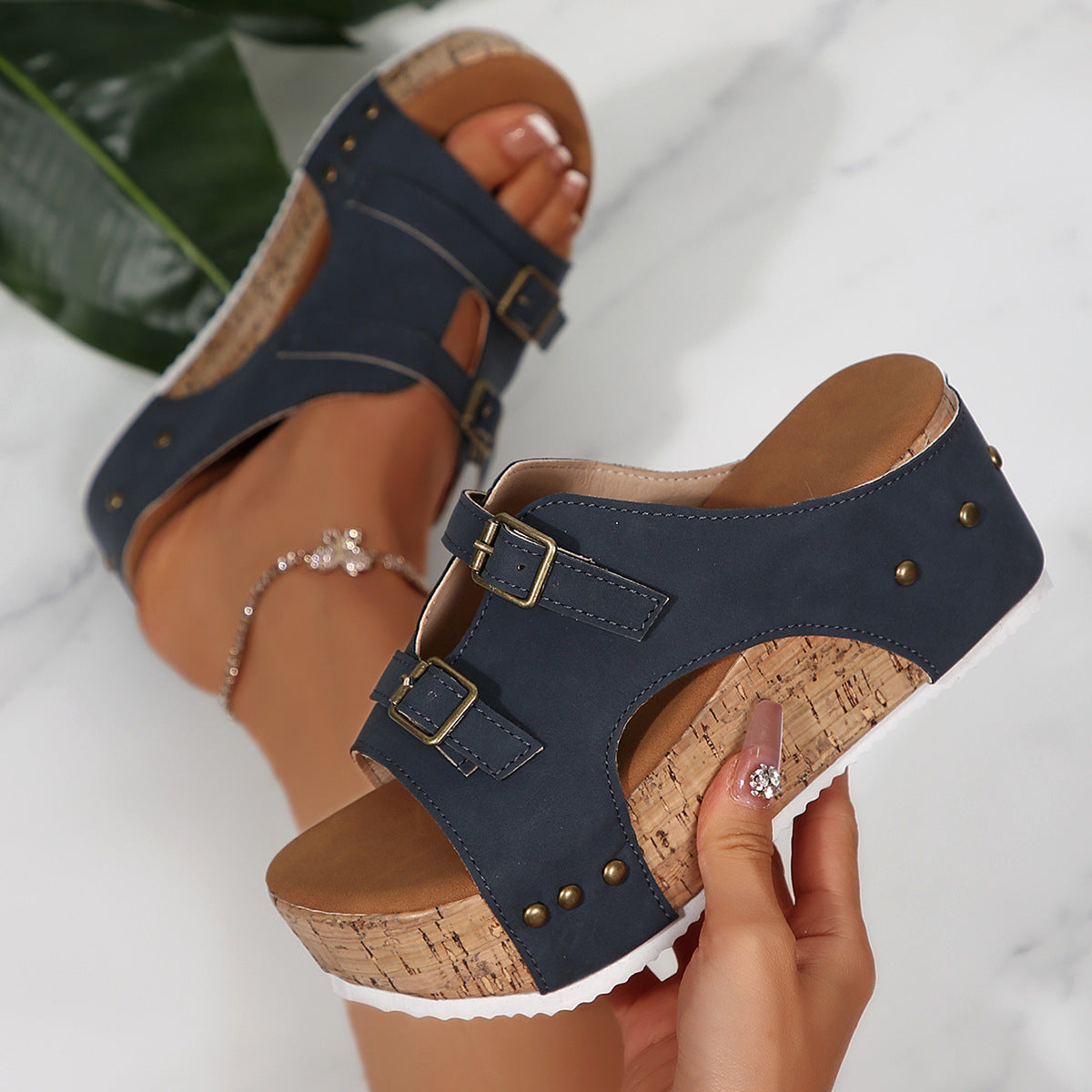 Sandales Compensées Femme – Style Plage Tendance