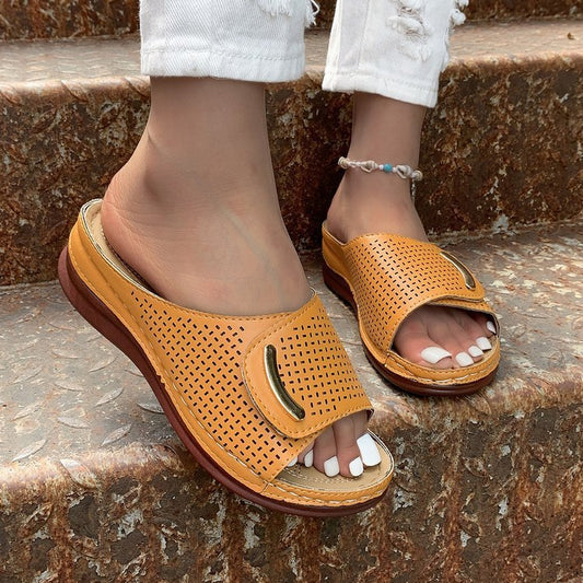 Sandales d'Été Femme – Design Aéré avec Scratch et Semelle Plateforme