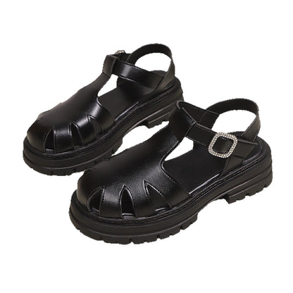 Sandales d'été ajourées à bride arrière pour femmes.