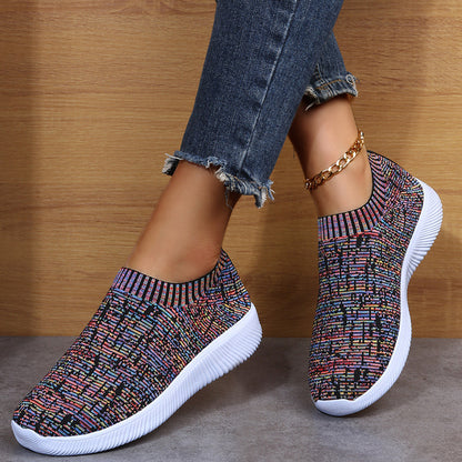 Baskets plates en chaussettes tricotées Stripe, idéales pour courir et marcher.