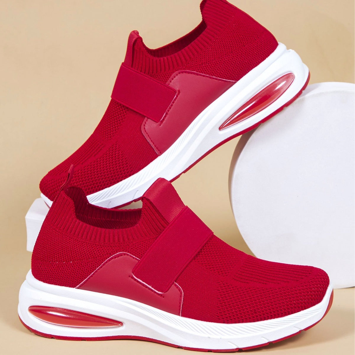 Chaussures de sport décontractées pour femmes en mesh respirant ajouré.