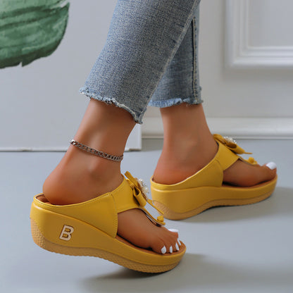 Sandales Fleur & Perle Femme – Élégance Estivale à Talon Compensé