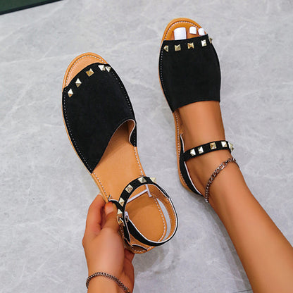 Sandales d'Été pour Femme – Style Ouvert avec Rivets et Semelle Plate