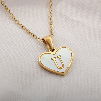 Collier cœur avec lettre personnalisée offert